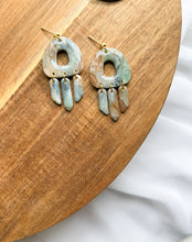 Load image into Gallery viewer, Lakeside Vibes