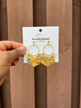 Load image into Gallery viewer, Yellow Watercolor