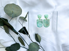 Load image into Gallery viewer, Sparkling Seafoam