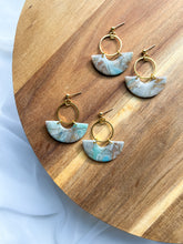 Load image into Gallery viewer, Lakeside Vibes