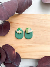 Load image into Gallery viewer, Green checkered (Multiple Styles)