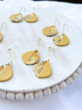 Load image into Gallery viewer, Half and Half Yellow Drops