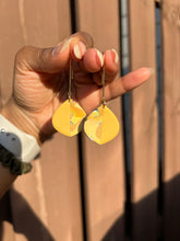 Load image into Gallery viewer, Half and Half Yellow Drops