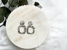 Load image into Gallery viewer, Black & White translucent