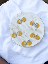 Load image into Gallery viewer, Half and Half Yellow Drops