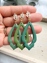 Load image into Gallery viewer, Fancy Teardrops