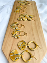 Load image into Gallery viewer, Yellow Watercolor