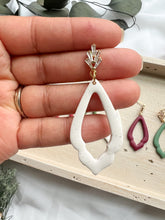 Load image into Gallery viewer, Speckled White