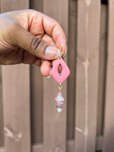 Load image into Gallery viewer, Pointed Teardrop Gemstones