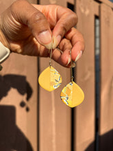 Load image into Gallery viewer, Half and Half Yellow Drops