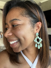 Load image into Gallery viewer, Sparkling Seafoam