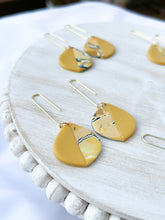 Load image into Gallery viewer, Half and Half Yellow Drops