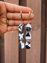 Load image into Gallery viewer, Graphite Drizzles