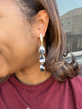 Load image into Gallery viewer, Graphite Drizzles