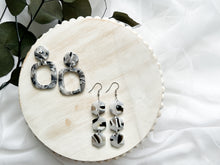 Load image into Gallery viewer, Black & White translucent