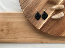 Load image into Gallery viewer, Kendra Mini’s