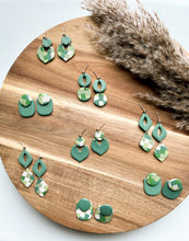 Load image into Gallery viewer, Green checkered (Multiple Styles)