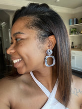 Load image into Gallery viewer, Black & White translucent