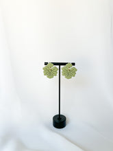 Load image into Gallery viewer, Flower Dangles