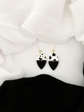 Load image into Gallery viewer, Black & White