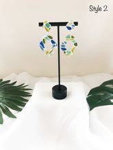 Load image into Gallery viewer, Stained Glass