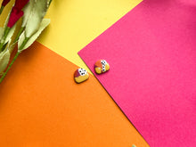 Load image into Gallery viewer, Spring terrazzo studs