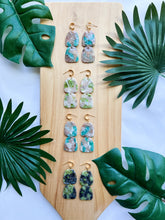 Load image into Gallery viewer, Marbled Trapezoids
