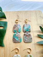 Load image into Gallery viewer, Marbled Trapezoids
