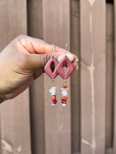 Load image into Gallery viewer, Pointed Teardrop Gemstones
