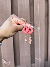 Load image into Gallery viewer, Pointed Teardrop Gemstones
