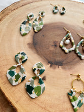 Load image into Gallery viewer, Green &amp; Gold Terrazzo
